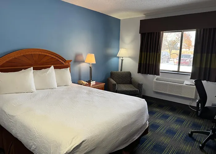 South Ridge Inn