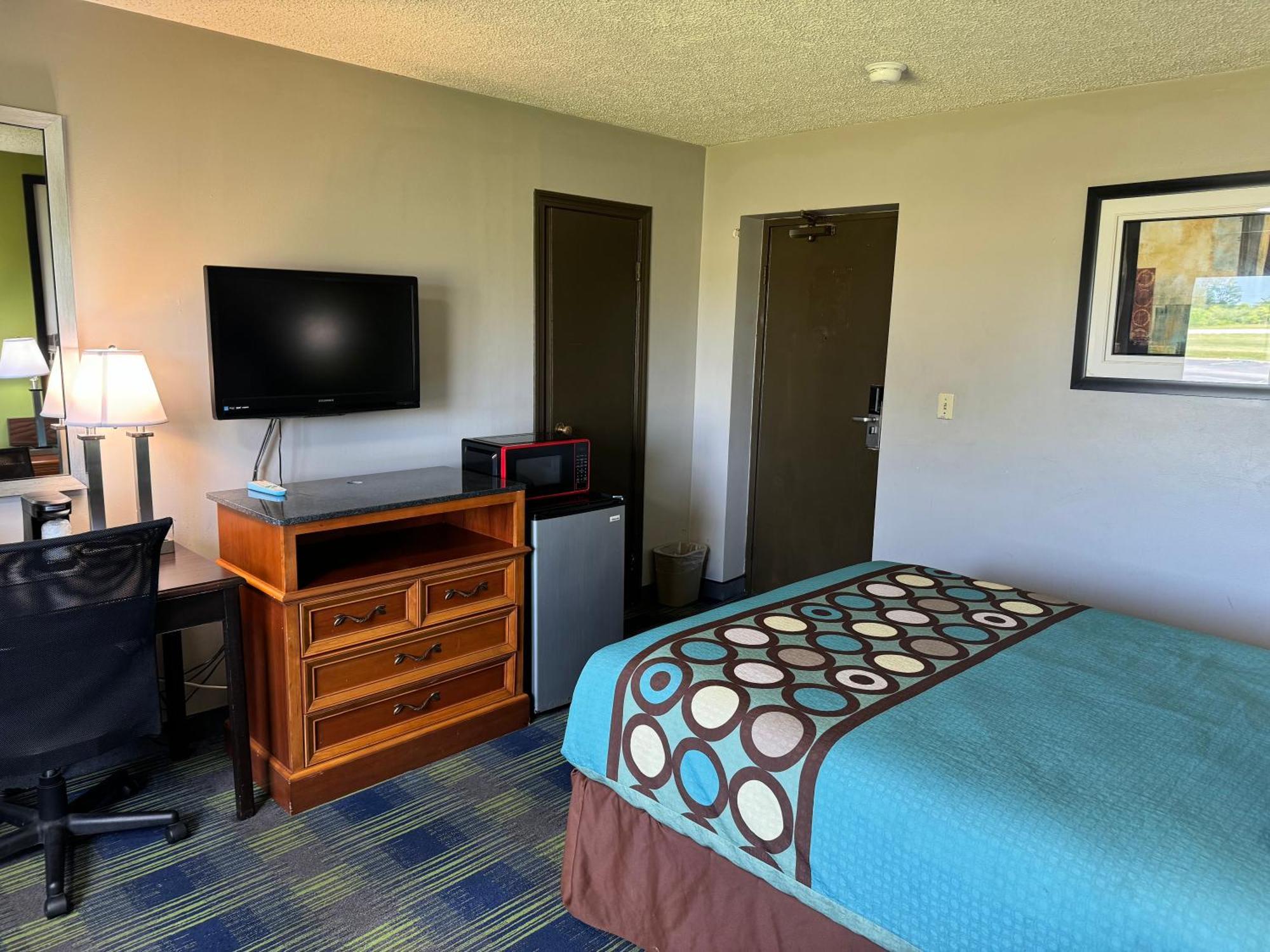 South Ridge Hotel