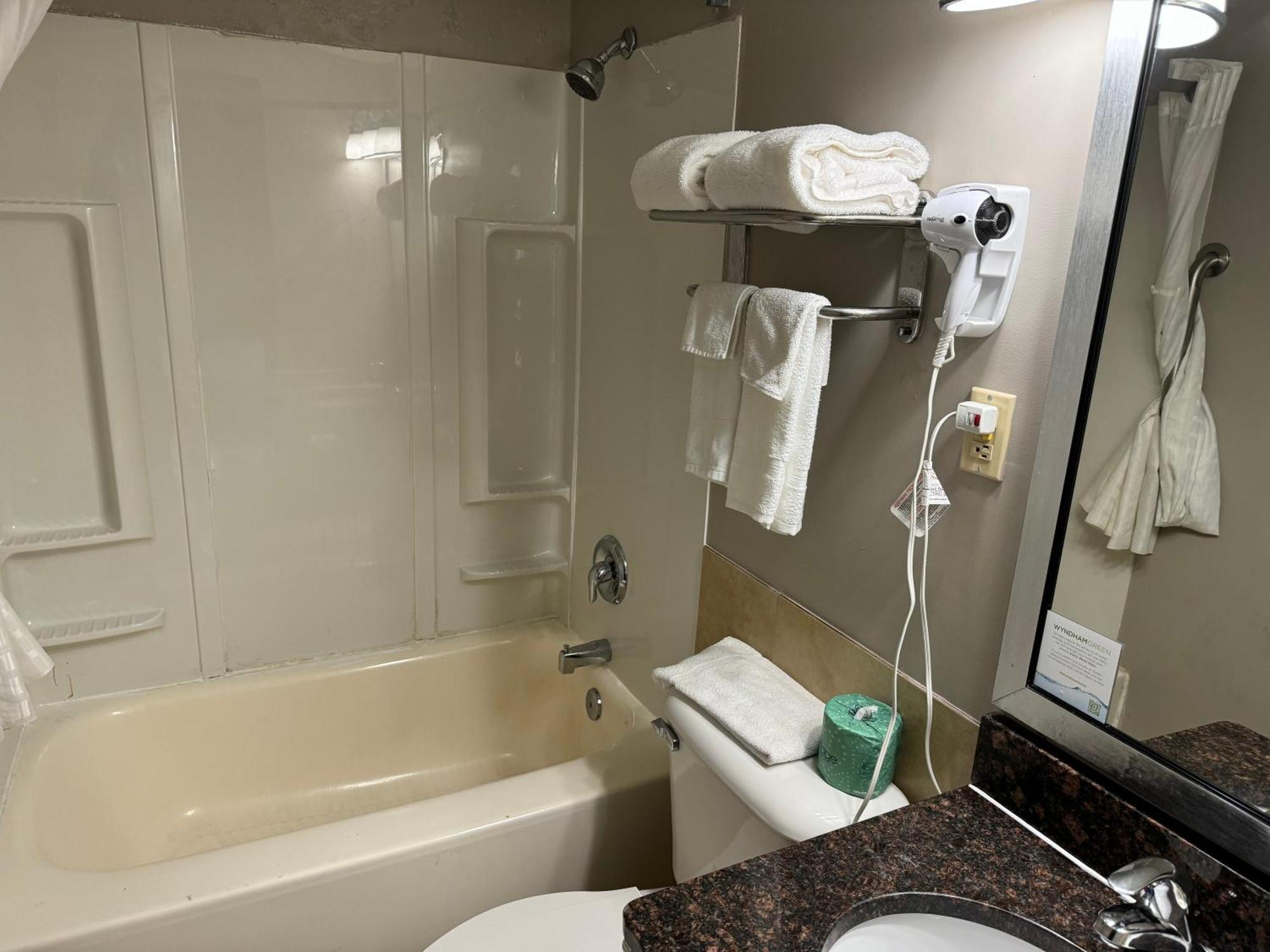 Hotel South Ridge 2*